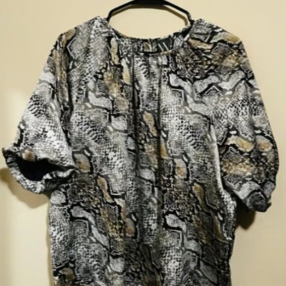 Tops - womens blouse